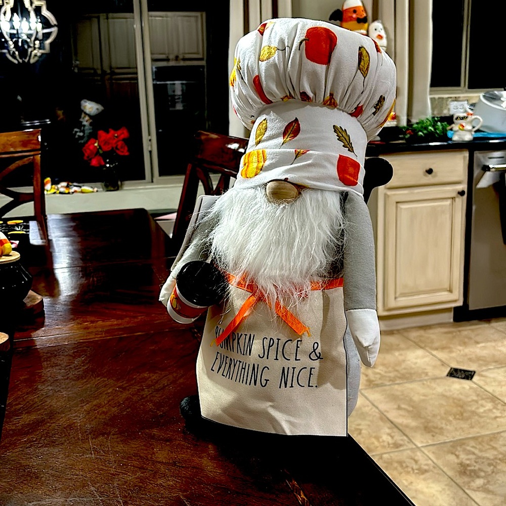 NWT Rae Dunn Pumpkin Spice gnome